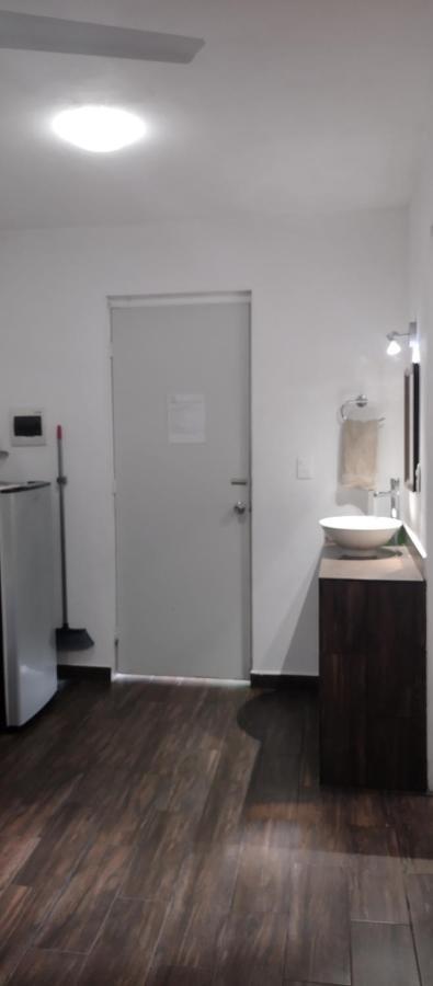 Estudio Zona Centro Cerca De La Terminal Ado Apartment